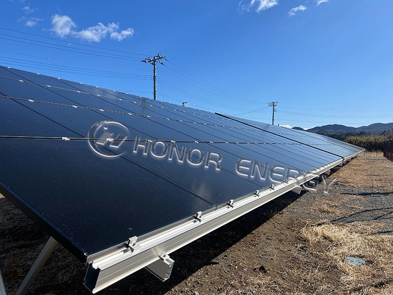 Succesfuld afslutning af 700kW Solar Ground Mounting System Project i Sendai, Japan