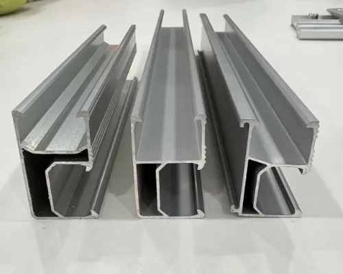 Fotovoltaiske aluminiumslegering R47 skinner