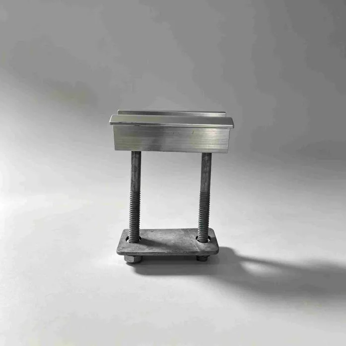 U-formet dobbelthuls midterklemme
